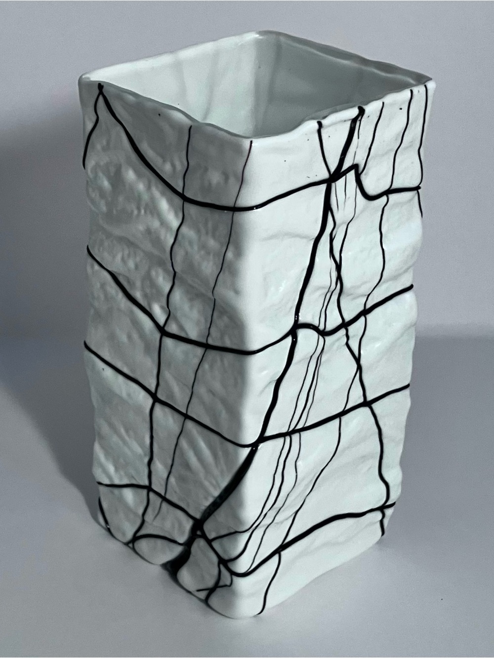 MCM Cased MILK BARK GLASS Vase / HAND BLOWN 1970s Black Threads / 6 Inches Tall